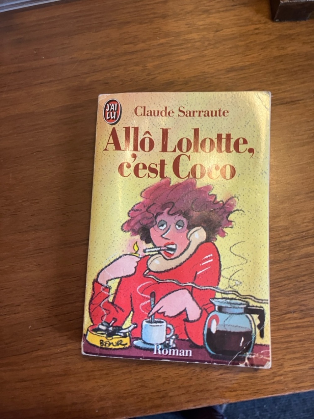 Allô Lolotte, c'est Coco by Claude Sarraute - Yellow Cover